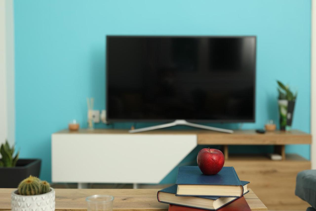 Nikea Apartment Near Piraeus Port And Metro St I Екстериор снимка