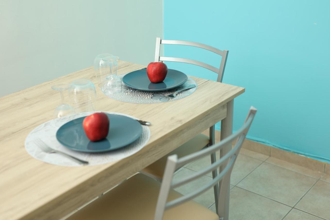 Nikea Apartment Near Piraeus Port And Metro St I Екстериор снимка
